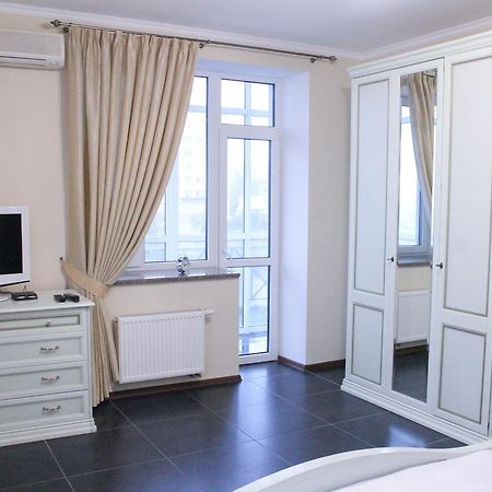 Apartment On Lukyanovska Киев Экстерьер фото