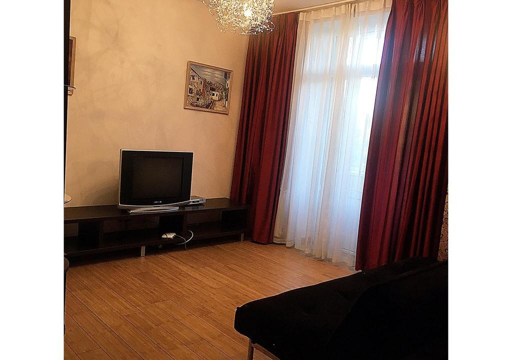 Apartment On Lukyanovska Киев Экстерьер фото